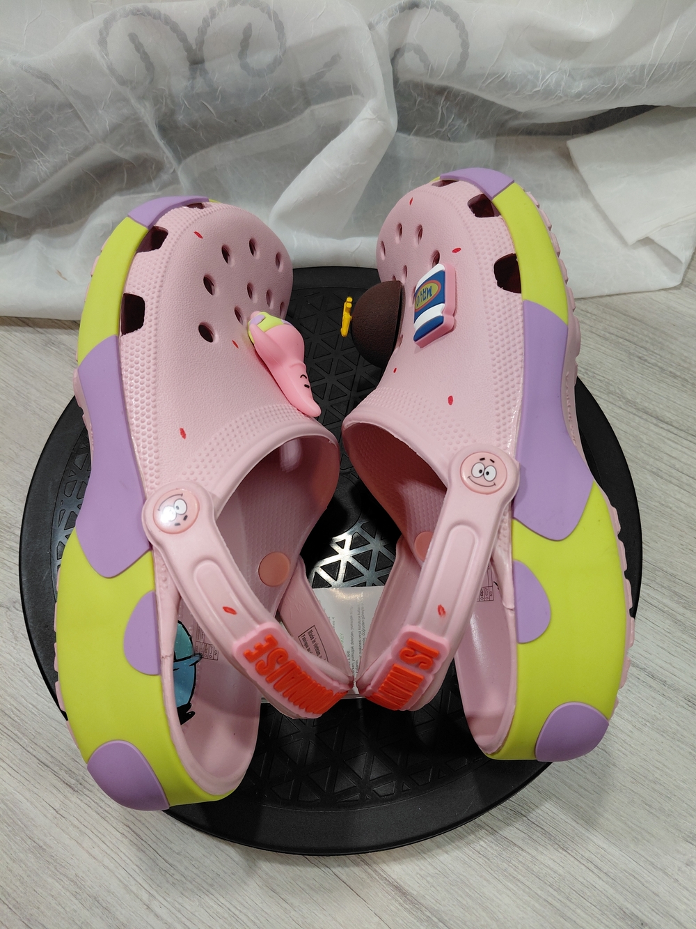 NWT Classic Crocs Patrick Star Themed Clog Limited Edition SIZE W9 M7 - Picture 10 of 15